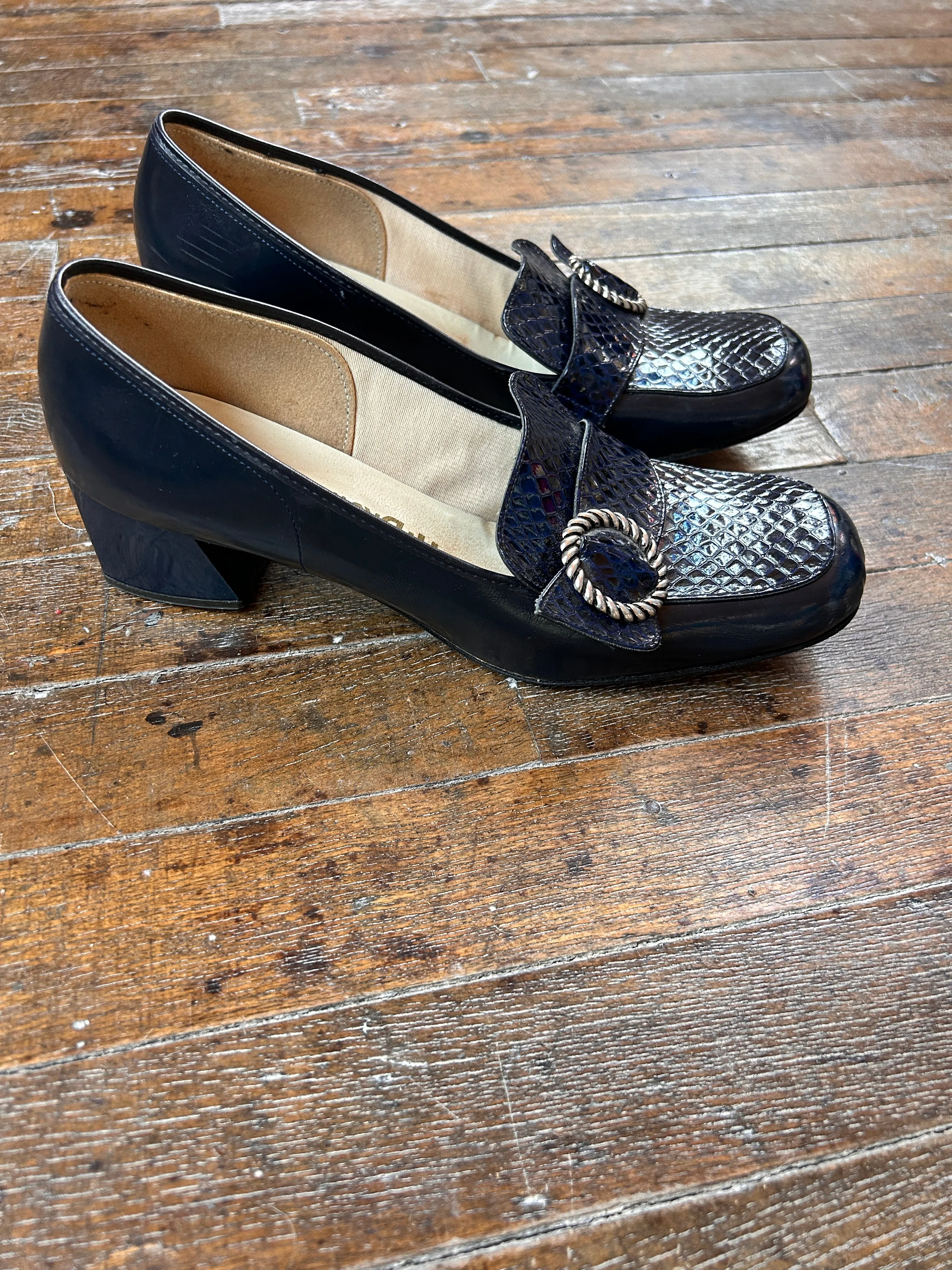 1960s Mod Navy Blue Heels - 8