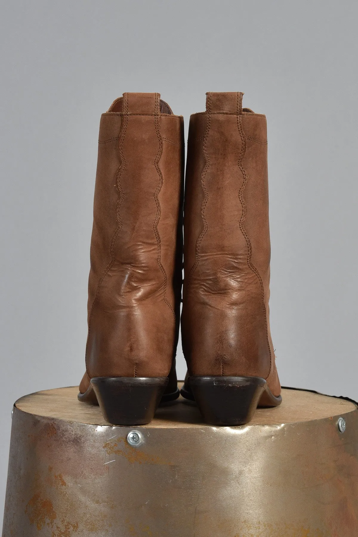 Acme Mocha Colored Leather Lace Up Boots 8.5