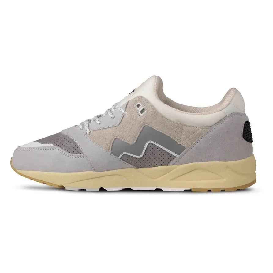 Aria 95 Trainer Lunar Rock / Foggy Dew