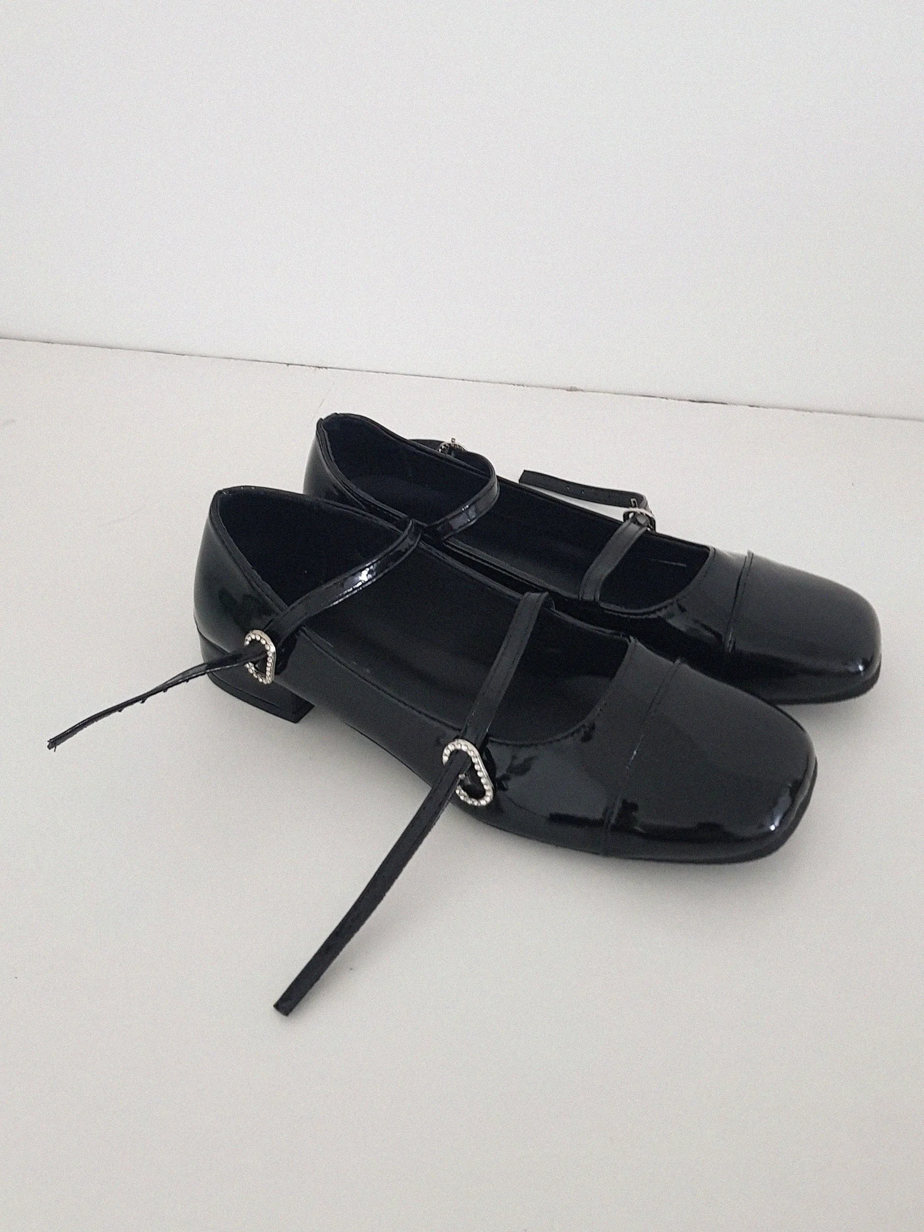 BALLERINA SHOES GLOSSY