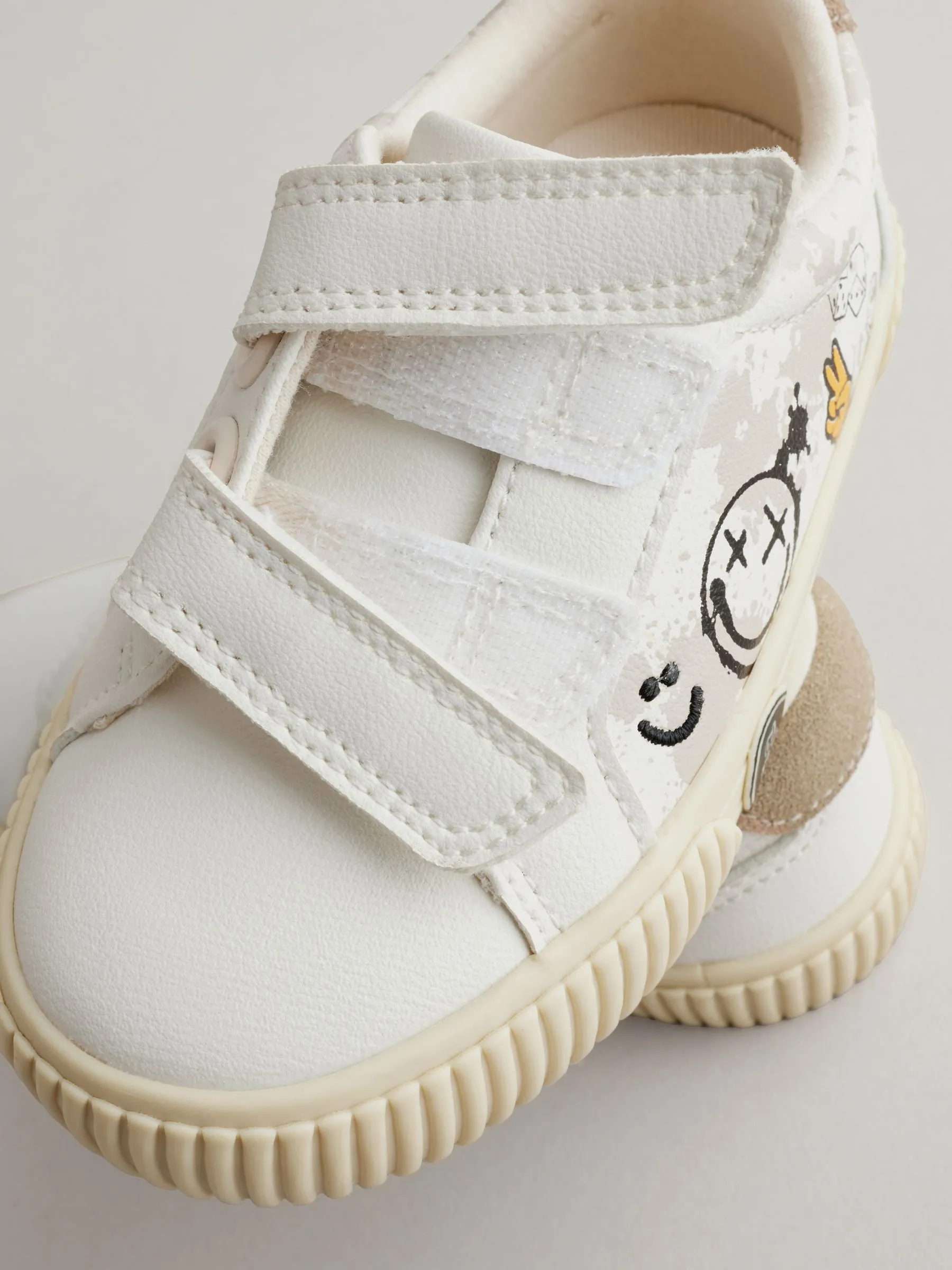 Black/White Standard Fit (F) Two Strap Touch Fastening Shoes
