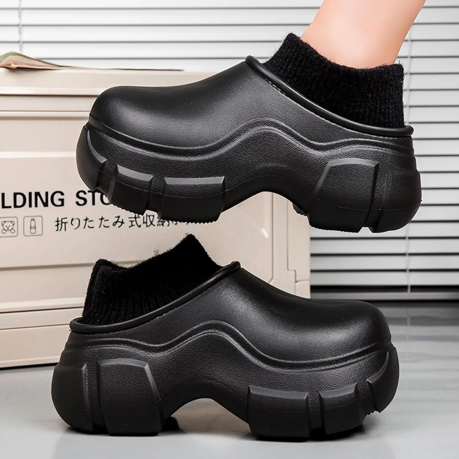 FLIOZY Womens Fur Lined Clogs Winter Warm Platform House Slippers Garden Shoes Indoor Outdoor Waterproof Rain Boots