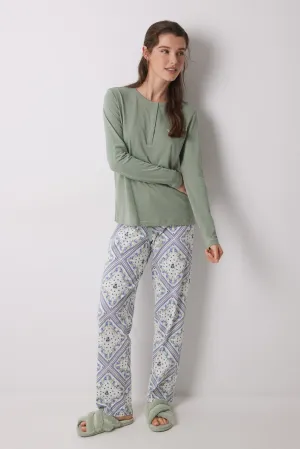Long pajamas 100% cotton with scarf print
