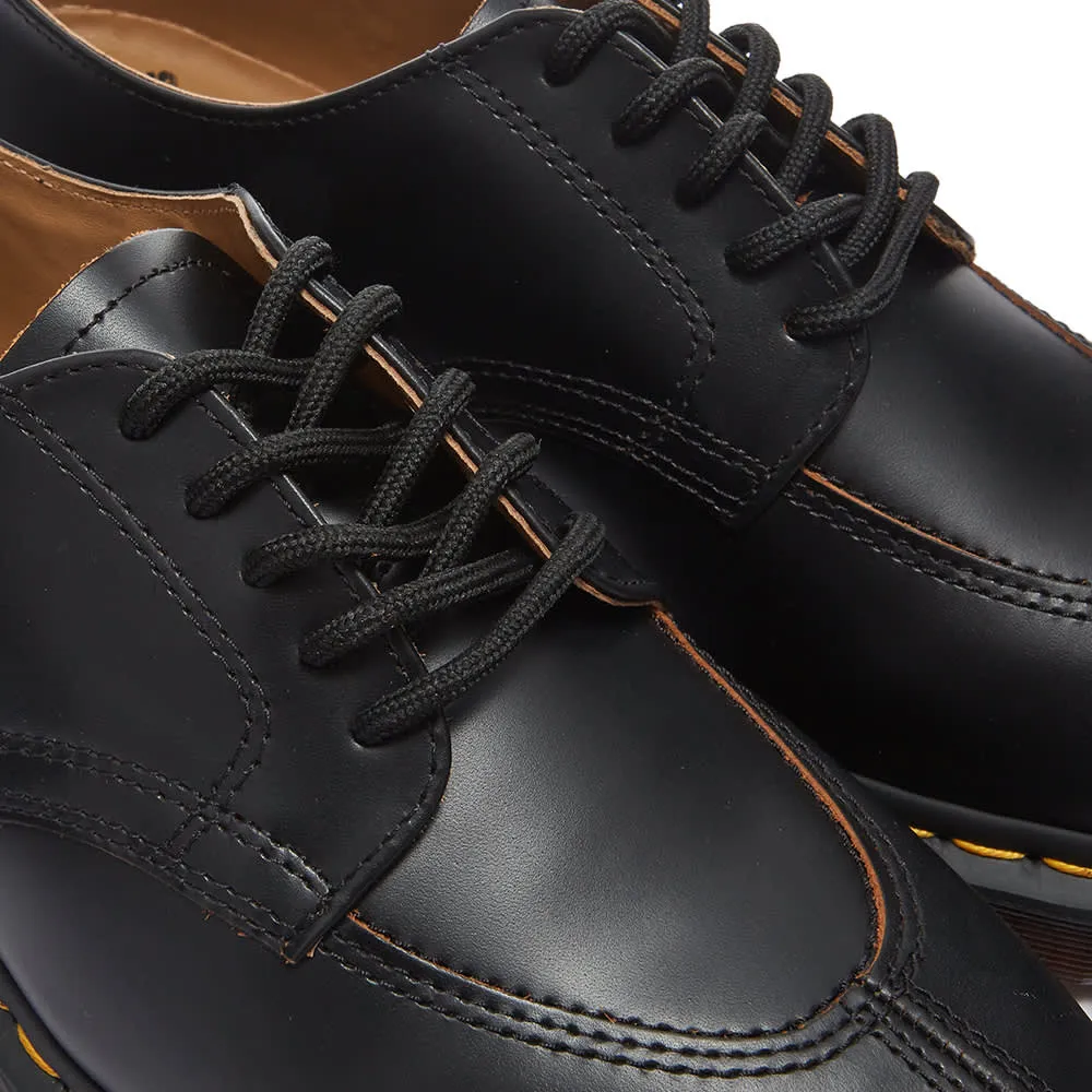 Low shoes Dr. Martens 2046 5-Eye Shoe