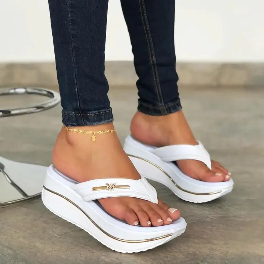 Outdoor Casual Thick Bottom Flip-Flops