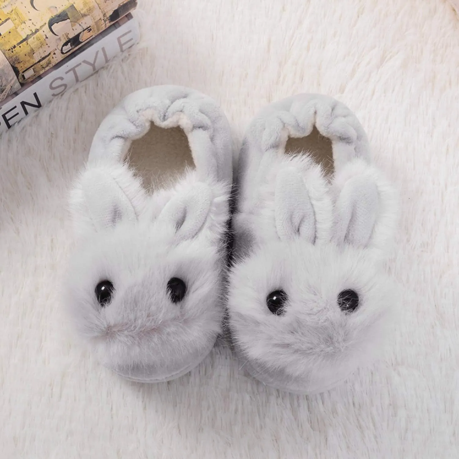 Super Cute Cartoon Animal Slippers for Kids, Girls Boys Witner Thermal House Slippers Soft Plush Home Indoor Shoes Anti-Slip Booties Footwear for Halloween Christmas